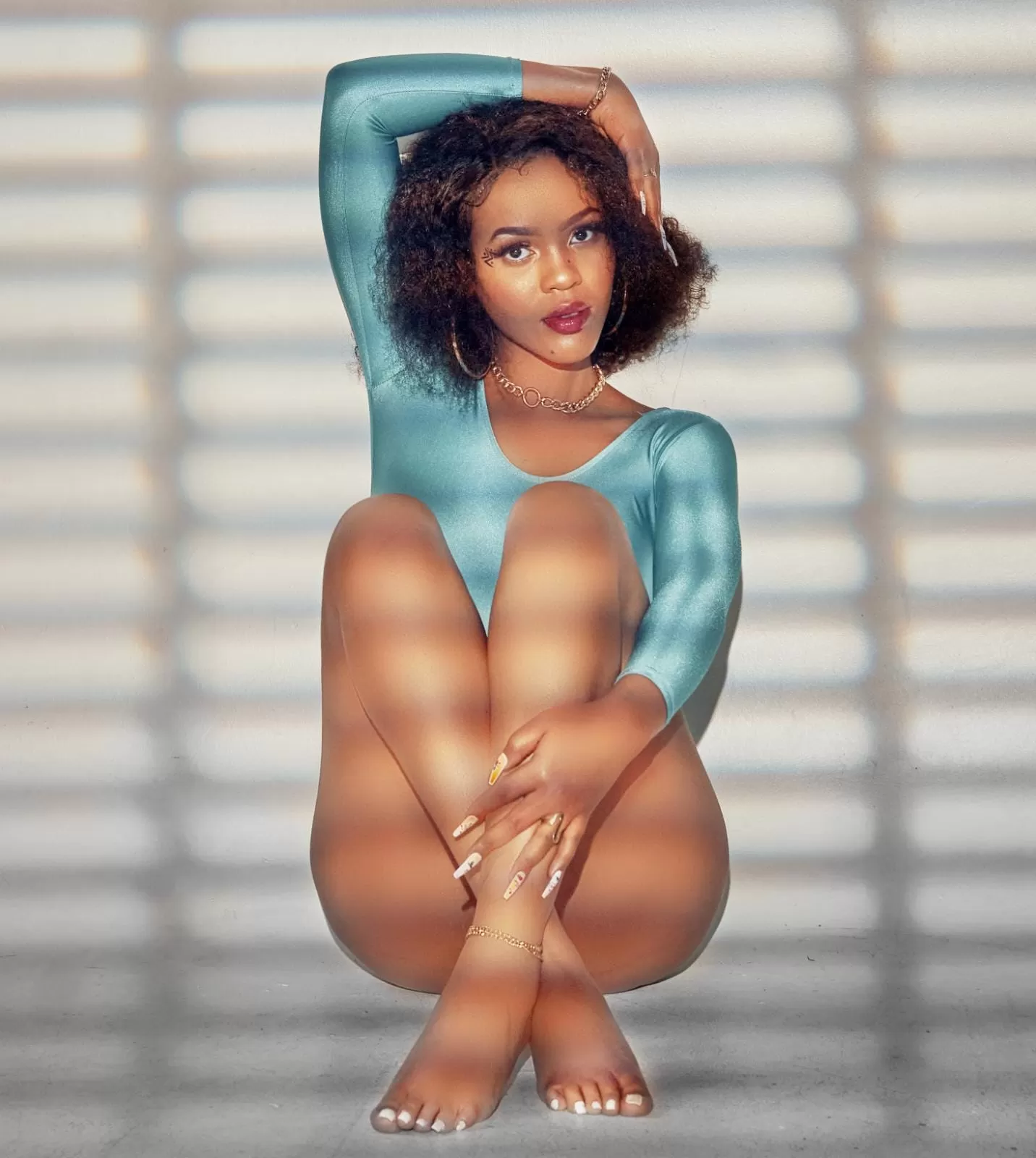 kin-bella-tongiwa-album-cover