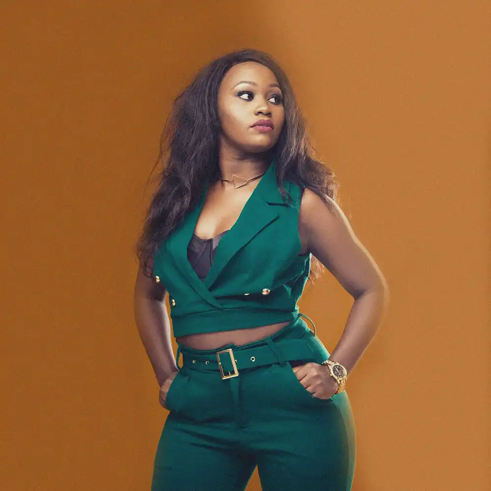 carol-nantongo-ndagilira-album-cover
