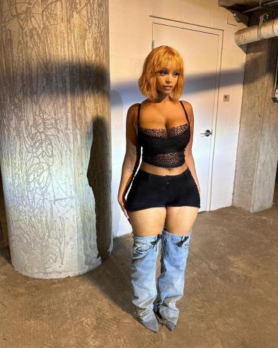 Snix Brix (@snixbrix) Sexiest Photos, Snix Brix Hottest Pics