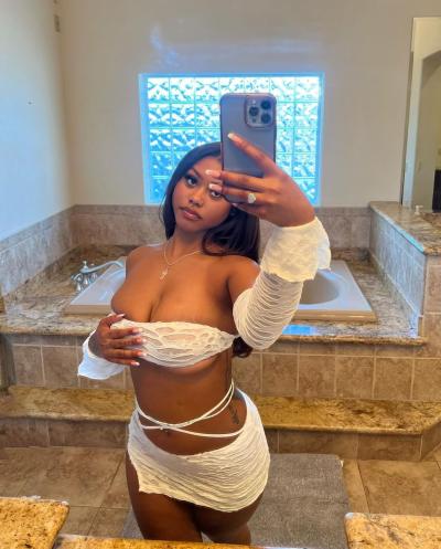 Deja Rennae Sexiest Photos and Videos, (@DejaRennae) Hottest Pics