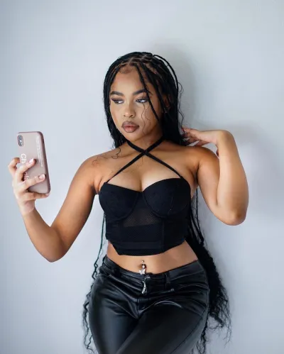 Palesa Disenyana (@fantasy.chick) Sexiest Instagram Picture