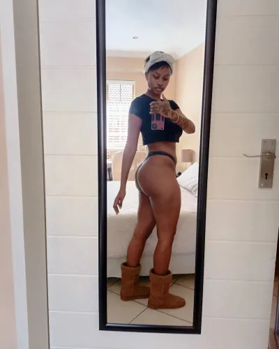 Sexiest Zee Nkosi (@therealzeenkosi) Instagram Photos