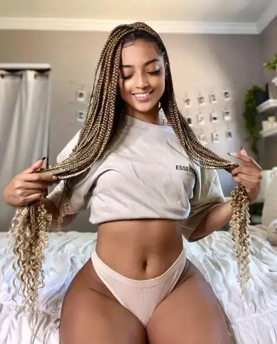 Kiki B (@kikiiib) Hottest Instagram Pictures, Sexy Photos