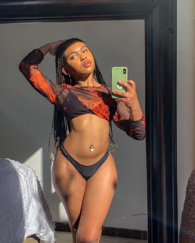 Palesa Disenyana (@fantasy.chick) Sexiest Instagram Picture