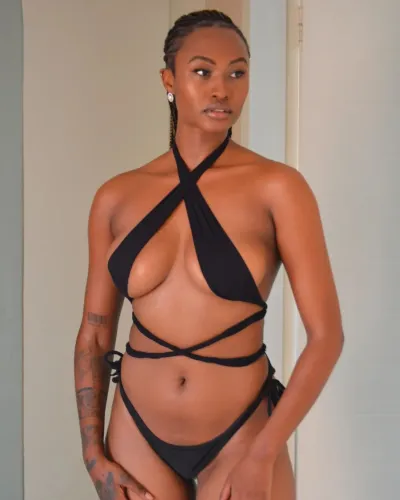 Sexiest Zee Nkosi (@therealzeenkosi) Instagram Photos