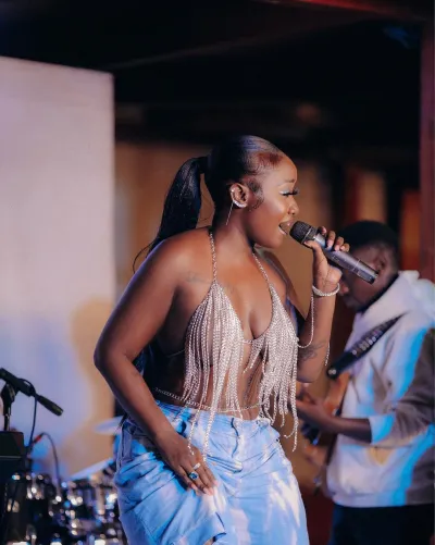 Lydia Jazmine Shows Off Nipples in a Sheer Bra during Live Performace