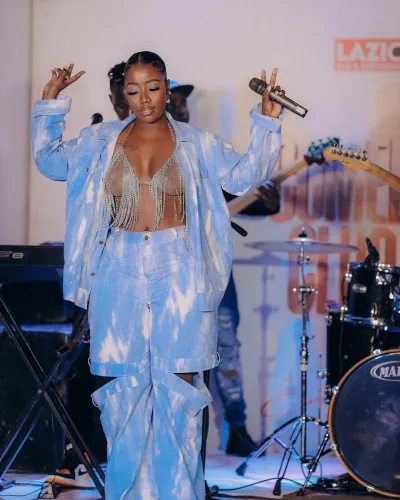 Lydia Jazmine Shows Off Nipples in a Sheer Bra during Live Performace