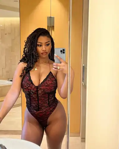 Deja Rennae Hottest Instagram Photos